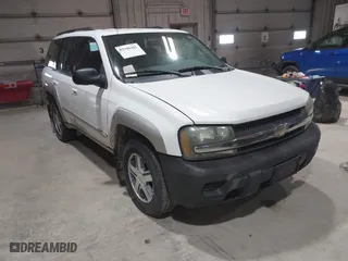 2004 Chevrolet TrailBlazer LS with VIN 1GNDT13S542348373, listed as a IAAI auction lot 41948483 with 226,375 mi miles. Bid and sale history available at carsss.com. Image 1.