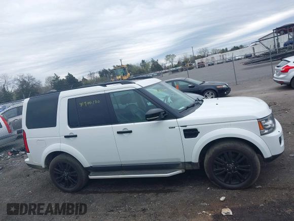 2016 Land Rover LR4 HSE Lux with VIN SALAK2V61GA793233, listed as a IAAI auction lot 41940170 with 150,635 mi miles and . Bid and sale history available at DreamBid. Image 13.