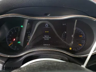 2015 Jeep Grand Cherokee Laredo with VIN 1C4RJFAG2FC826049, listed as a Copart auction lot 51285725 with 154,419 mi miles and Salvage Title. Bid and sale history available at carsss.com. Image 9.