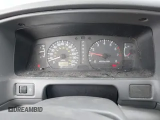 2000 Mitsubishi Montero Sport LS with VIN JA4LS31H0YP809623, listed as a IAAI auction lot 41821577 with 84,850 mi miles. Bid and sale history available at carsss.com. Image 7.