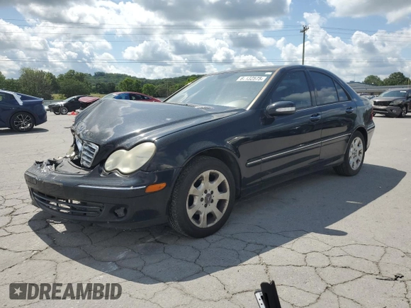 2005 Mercedes-Benz C 240 z VIN WDBRF61J05A771378, wystawiony jako Copart lot #64132575 z przebiegiem 134 018 mil mil oraz Szkoda całkowita • Salvage title. Historia ofert i sprzedaży dostępna na DreamBid. Obrazek 1.