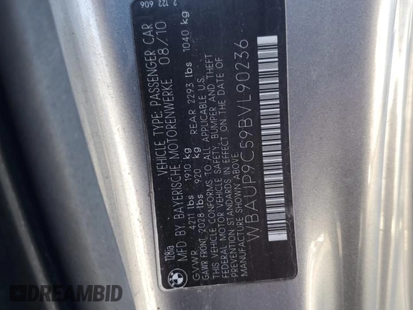 2011 BMW 1 Series 128i z VIN WBAUP9C59BVL90236, wystawiony jako Copart lot #89027105 z przebiegiem 169 716 mil mil oraz Tytuł czysty. Historia ofert i sprzedaży dostępna na DreamBid. Obrazek 12.
