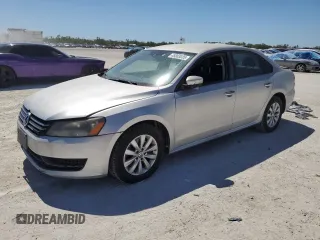 2013 Volkswagen Passat S z VIN 1VWAP7A38DC079906, wystawiony jako Copart lot #48803035 z przebiegiem 161 262 mil mil oraz Nie do naprawy • Non repairable. Historia ofert i sprzedaży dostępna na DreamBid. Obrazek 1.