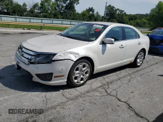 2010 Ford Fusion SE z VIN 3FAHP0HA4AR309571, wystawiony jako Copart lot #66611305 z przebiegiem 173 769 mil mil oraz Czysty tytuł • Clean title. Historia ofert i sprzedaży dostępna na DreamBid. Obrazek 1.