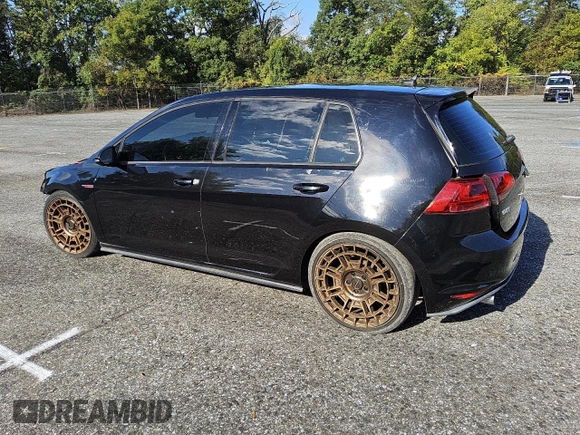 2015 Volkswagen GTI SE with VIN 3VW4T7AU9FM006613, listed as a Copart auction lot 72256364 with 133,851 mi miles and Clean Title. Bid and sale history available at DreamBid. Image 2.