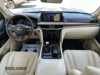 2017 Lexus LX 570 z VIN JTJHY7AX7H4243757, wystawiony jako Copart lot #66006545 z przebiegiem 94 422 mil mil oraz Czysty tytuł • Clean title. Historia ofert i sprzedaży dostępna na DreamBid. Obrazek 9.