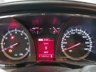 2015 GMC Terrain SLT with VIN 2GKFLXE38F6423863, listed as a IAAI auction lot 41712653 with 186,019 mi miles and . Bid and sale history available at carsss.com. Image 7.