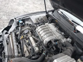 2005 Hyundai XG350 with VIN KMHFU45EX5A392573, listed as a IAAI auction lot 41624199 with 200,014 mi miles. Bid and sale history available at carsss.com. Image 10.