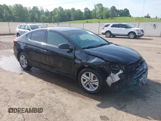 2020 Hyundai Elantra SEL z VIN KMHD84LFXLU994456, wystawiony jako IAAI lot #42149066 z przebiegiem 67 025 mil mil oraz . Historia ofert i sprzedaży dostępna na DreamBid. Obrazek 1.
