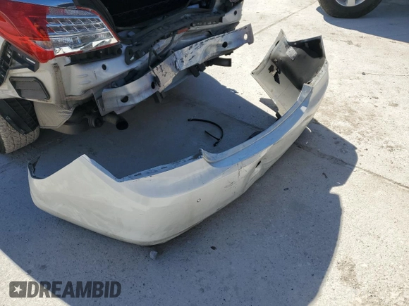 2015 Buick LaCrosse Premium II with VIN 1G4GF5G36FF143868, listed as a Copart auction lot 45902995 with 118,976 mi miles and Salvage Title. Bid and sale history available at DreamBid. Image 14.