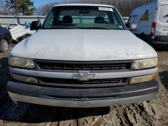2000 Chevrolet Silverado 1500 with VIN 1GCEC14W7YE202012, listed as a Copart auction lot 44597655 with 186,252 mi miles and Clean Title. Bid and sale history available at carsss.com. Image 5.