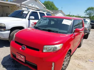 2014 Scion xB with VIN JTLZE4FE3EJ062873, listed as a IAAI auction lot 41994061 with 315,613 mi miles. Bid and sale history available at carsss.com. Image 2.