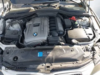 2007 BMW 5 Series 525i with VIN WBANE53527CW62776, listed as a IAAI auction lot 41870614 with 180,886 mi miles and . Bid and sale history available at carsss.com. Image 10.