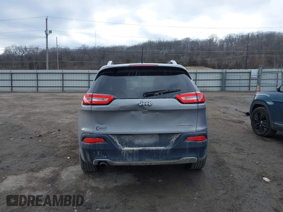 2016 Jeep Cherokee High Altitude with VIN 1C4PJLDB6GW229136, listed as a IAAI auction lot 41675568 with 146,533 mi miles. Bid and sale history available at carsss.com. Image 16.
