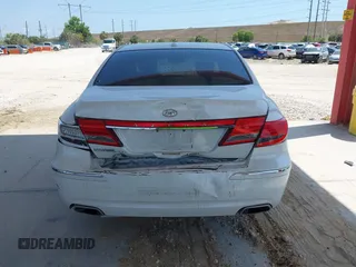 2011 Hyundai Azera Limited with VIN KMHFC4DF6BA521790, listed as a IAAI auction lot 42176922 with Not provided miles and . Bid and sale history available at DreamBid. Image 6.