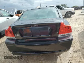 2006 Volvo S60 2.4L Turbo with VIN YV1RS547662558075, listed as a Copart auction lot 75085174 with 0 mi miles and Non Repairable. Bid and sale history available at carsss.com. Image 6.