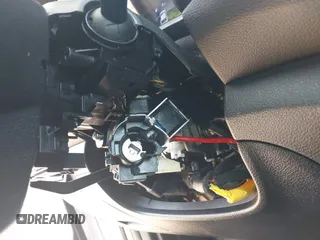 2019 Kia Forte LXS с VIN 3KPF24AD1KE086328, выставлен на аукционе IAAI как лот 42144973 с пробегом 43 541 миль миль и . История ставок и продаж доступна на DreamBid. Изображение 6.