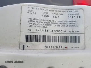 1995 Volvo 900 Action с VIN YV1JS8314S3208010, выставлен на аукционе IAAI как лот 42159413 с пробегом 232 370 миль миль и . История ставок и продаж доступна на DreamBid. Изображение 9.