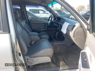 2001 Toyota 4Runner SR5 z VIN JT3HN86R710336811, wystawiony jako IAAI lot #42316394 z przebiegiem 169 137 mil mil oraz . Historia ofert i sprzedaży dostępna na DreamBid. Obrazek 5.