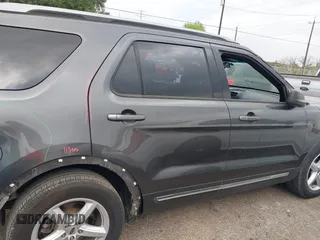 2018 Ford Explorer XLT z VIN 1FM5K7D80JGC54112, wystawiony jako IAAI lot #41947904 z przebiegiem 126 800 mil mil oraz . Historia ofert i sprzedaży dostępna na DreamBid. Obrazek 14.