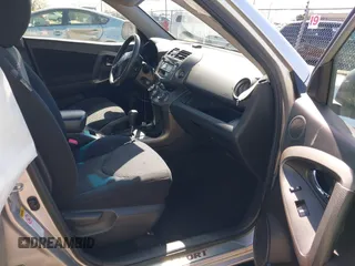 2010 Toyota RAV4 Sport with VIN JTMRK4DV9A5085407, listed as a IAAI auction lot 41824500 with 227,162 mi miles and . Bid and sale history available at DreamBid. Image 5.