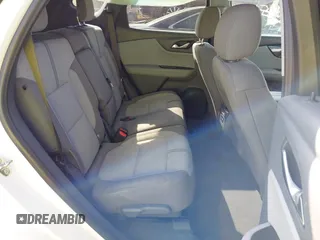 2019 Chevrolet Blazer z VIN 3GNKBCRS7KS668731, wystawiony jako IAAI lot #42266512 z przebiegiem 79 322 mil mil oraz . Historia ofert i sprzedaży dostępna na DreamBid. Obrazek 8.