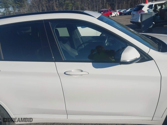 2021 BMW X1 xDrive28i with VIN WBXJG9C04M5S84454, listed as a IAAI auction lot 41373515 with 45,030 mi miles. Bid and sale history available at carsss.com. Image 13.