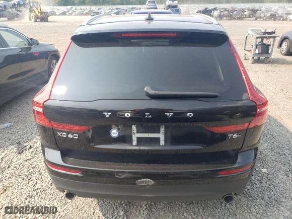 2021 Volvo XC60 Momentum with VIN YV4A22RK1M1715123, listed as a Copart auction lot 67080424 with 40,717 mi miles and Salvage Title. Bid and sale history available at carsss.com. Image 6.