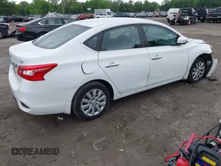 2017 Nissan Sentra S z VIN 3N1AB7AP7HY409457, wystawiony jako IAAI lot #42388313 z przebiegiem 126 553 mil mil oraz . Historia ofert i sprzedaży dostępna na DreamBid. Obrazek 4.
