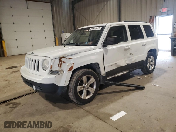 2014 Jeep Patriot Sport z VIN 1C4NJRBB5ED625497, wystawiony jako Copart lot #54192355 z przebiegiem 119 435 mil mil oraz Szkoda całkowita • Salvage title. Historia ofert i sprzedaży dostępna na DreamBid. Obrazek 1.
