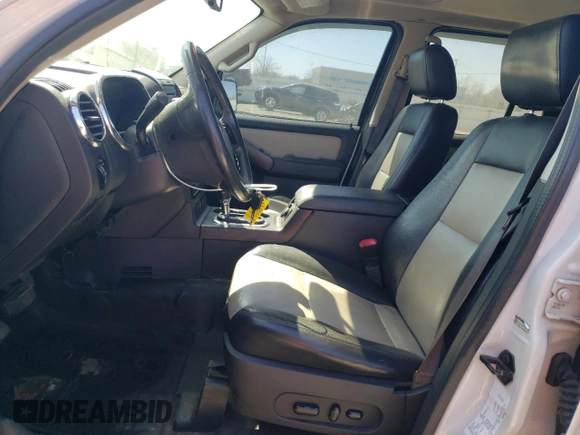 2008 Ford Explorer Sport Trac Limited with VIN 1FMEU53828UA02521, listed as a Copart auction lot 49304385 with 164,112 mi miles and Salvage title. Bid and sale history available at DreamBid. Image 7.