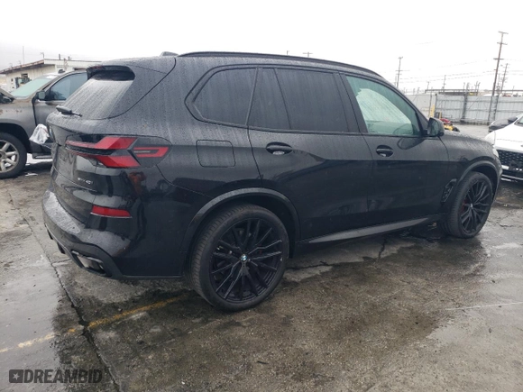 2024 BMW X5 sDrive40i with VIN 5UX13EU07R9U04052, listed as a Copart auction lot 44215095 with 22,655 mi miles and Salvage Title. Bid and sale history available at carsss.com. Image 3.