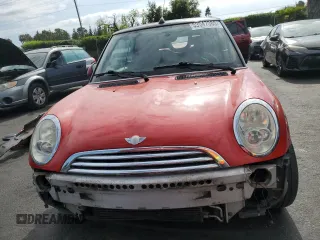 2008 MINI Convertible with VIN WMWRF33558TG18147, listed as a Copart auction lot 53547385 with 131,458 mi miles and Salvage Title. Bid and sale history available at DreamBid. Image 5.