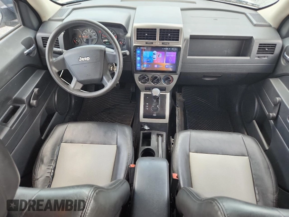 2008 Jeep Patriot Sport with VIN 1J8FT28078D722144, listed as a Copart auction lot 58493765 with 176,133 mi miles and Salvage title. Bid and sale history available at DreamBid. Image 8.