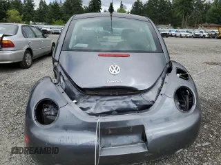 2004 Volkswagen Beetle z VIN 3VWCD31CX4M405570, wystawiony jako Copart lot #61769685 z przebiegiem 47 926 mil mil oraz Szkoda całkowita • Salvage title. Historia ofert i sprzedaży dostępna na DreamBid. Obrazek 6.