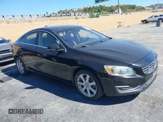 2016 Volvo S60 T5 Drive-E Premier with VIN YV126MFK5G2392022, listed as a IAAI auction lot 41517580 with 71,229 mi miles. Bid and sale history available at carsss.com. Image 1.