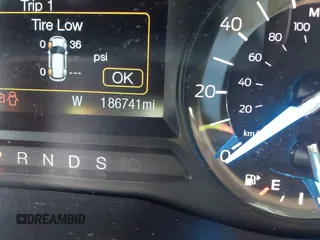 2017 Ford Explorer z VIN 1FM5K7B83HGD12002, wystawiony jako IAAI lot #42475905 z przebiegiem 186 741 mil mil oraz . Historia ofert i sprzedaży dostępna na DreamBid. Obrazek 16.