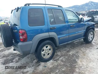 2005 Jeep Liberty Sport with VIN 1J4GL48K45W599048, listed as a IAAI auction lot 41603457 with 107,781 mi miles. Bid and sale history available at carsss.com. Image 4.