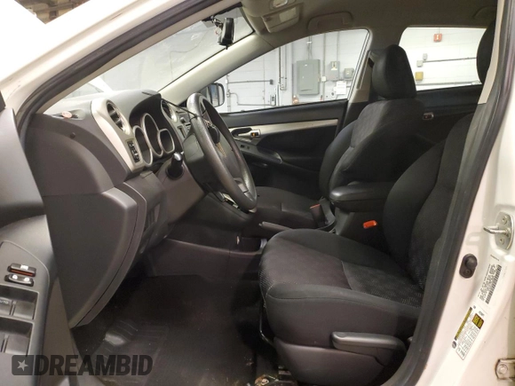 2009 Pontiac Vibe with VIN 5Y2SM67019Z409879, listed as a Copart auction lot 82297084 with 171,286 mi miles and Clean Title. Bid and sale history available at carsss.com. Image 7.