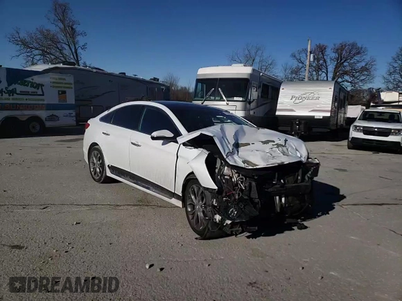 2015 Hyundai Sonata Limited z VIN 5NPE34ABXFH256114, wystawiony jako Copart lot #41860195 z przebiegiem 183 984 mil mil oraz Szkoda całkowita • Salvage title. Historia ofert i sprzedaży dostępna na DreamBid. Obrazek 10.