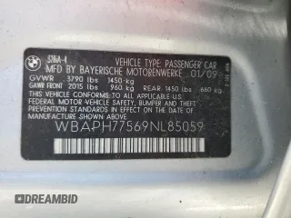 2009 BMW 3 Series 328i z VIN WBAPH77569NL85059, wystawiony jako Copart lot #51052645 z przebiegiem 136 283 mil mil oraz Szkody całkowita. Historia ofert i sprzedaży dostępna na DreamBid. Obrazek 12.