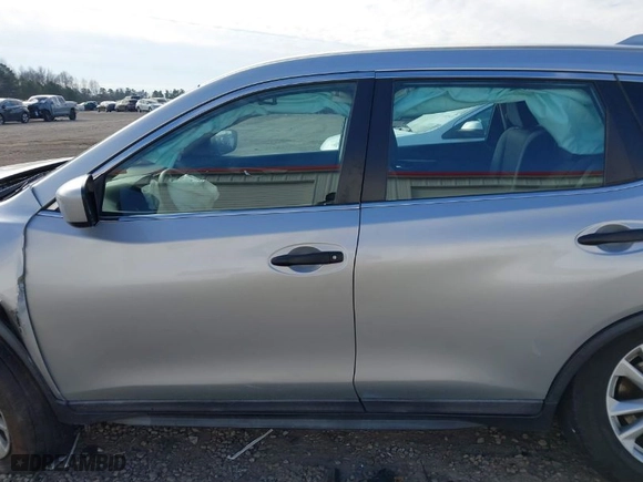 2018 Nissan Rogue S with VIN KNMAT2MT8JP546694, listed as a IAAI auction lot 41420117 with 116,184 mi miles. Bid and sale history available at carsss.com. Image 15.