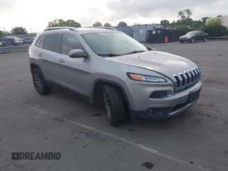 2017 Jeep Cherokee Limited with VIN 1C4PJLDB6HW526697, listed as a IAAI auction lot 42760984 with 191,897 mi miles and . Bid and sale history available at DreamBid. Image 1.