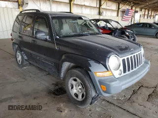 2005 Jeep Liberty Sport with VIN 1J4GK48K45W664323, listed as a Copart auction lot 53851855 with 323,695 mi miles and Salvage Title. Bid and sale history available at DreamBid. Image 4.