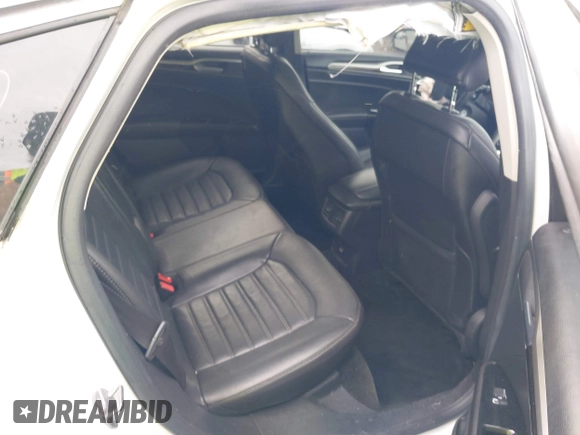 2016 Ford Fusion SE with VIN 1FA6P0HD2G5110225, listed as a IAAI auction lot 42011725 with 133,652 mi miles. Bid and sale history available at carsss.com. Image 8.