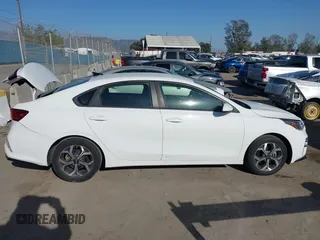 2019 Kia Forte LXS with VIN 3KPF24AD3KE136372, listed as a IAAI auction lot 41854981 with 70,900 mi miles. Bid and sale history available at carsss.com. Image 13.