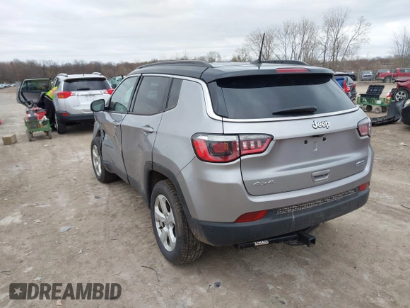 2018 Jeep Compass Latitude with VIN 3C4NJDBB1JT303009, listed as a IAAI auction lot 42012766 with 161,463 mi miles. Bid and sale history available at carsss.com. Image 3.