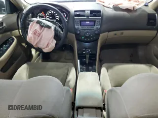 2006 Honda Accord LX SE z VIN 1HGCM56366A180489, wystawiony jako Copart lot #59223515 z przebiegiem 215 708 mil mil oraz Szkoda całkowita • Salvage title. Historia ofert i sprzedaży dostępna na DreamBid. Obrazek 8.