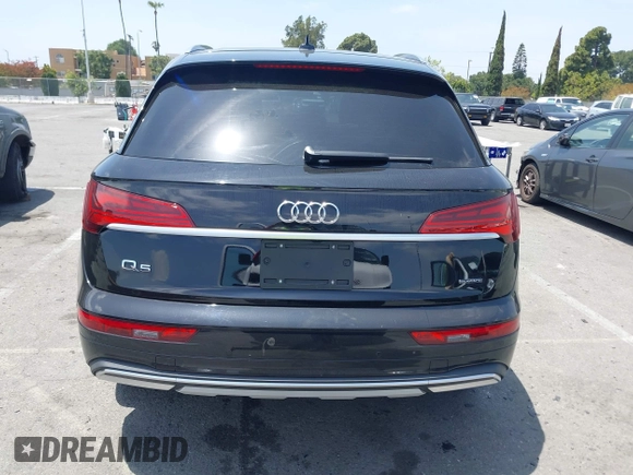 2023 Audi Q5 Premium with VIN WA1ABAFY2P2132364, listed as a IAAI auction lot 42272904 with 20,326 mi miles and . Bid and sale history available at DreamBid. Image 16.