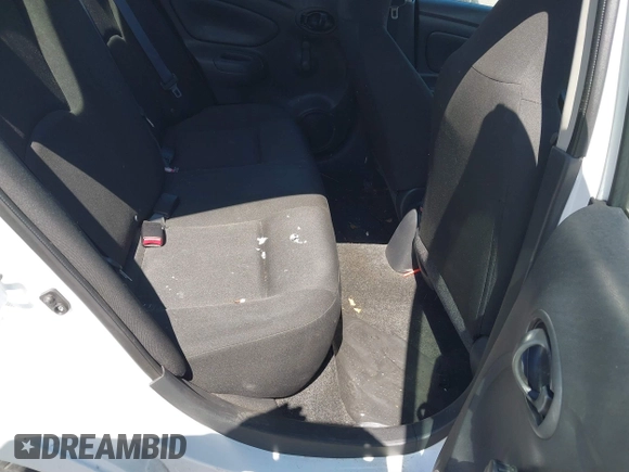 2016 Nissan Versa S z VIN 3N1CN7AP5GL875089, wystawiony jako IAAI lot #41781857 z przebiegiem 39 884 mil mil oraz . Historia ofert i sprzedaży dostępna na DreamBid. Obrazek 8.